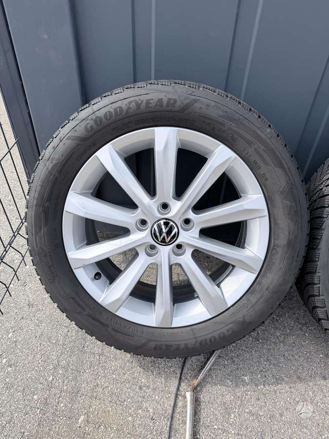 Volkswagen, light alloy, R17