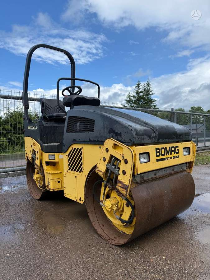 Bomag BW100AD-4, veltņi / blietes