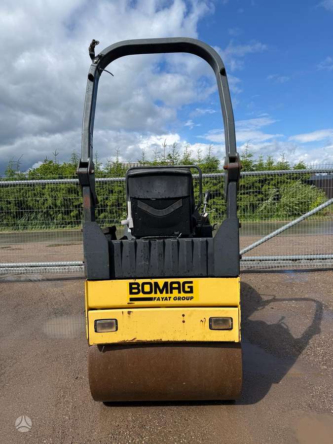 Bomag BW100AD-4, veltņi / blietes