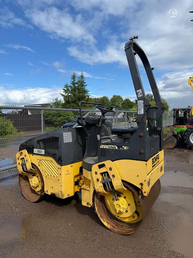 Bomag BW100AD-4, veltņi / blietes