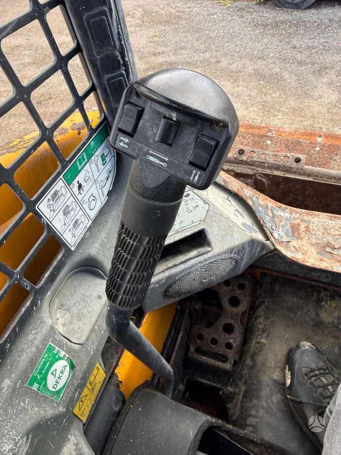 Bobcat S450, mini loaders