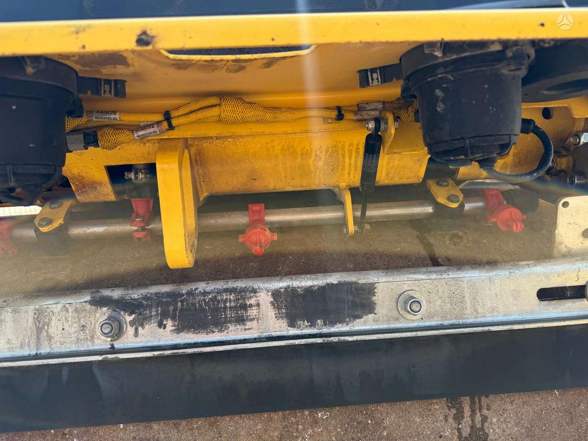 Bomag BW100ADM-5, vibrator / compactor