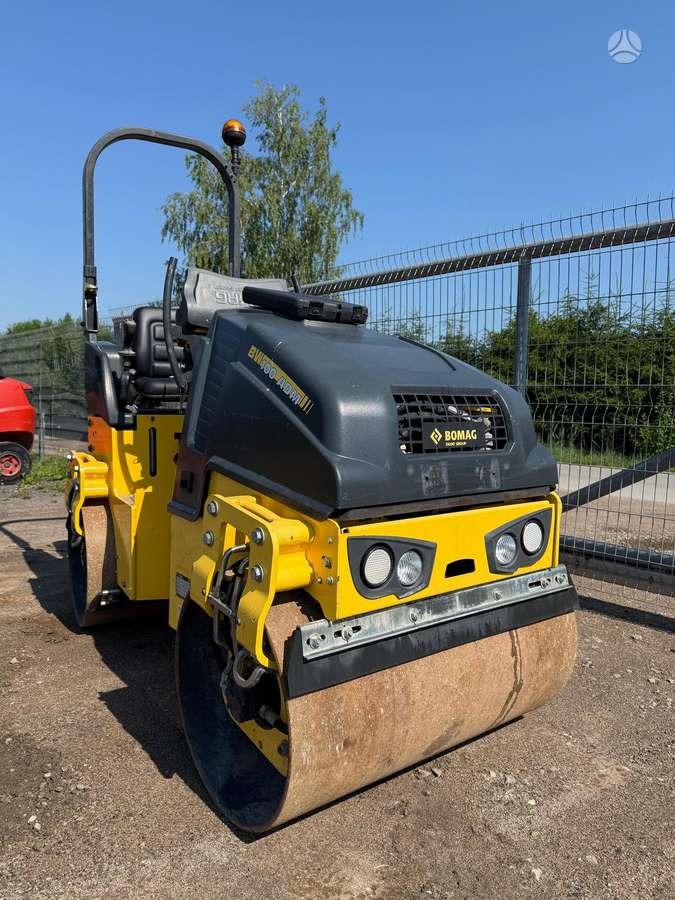 Bomag BW100ADM-5, vibrator / compactor