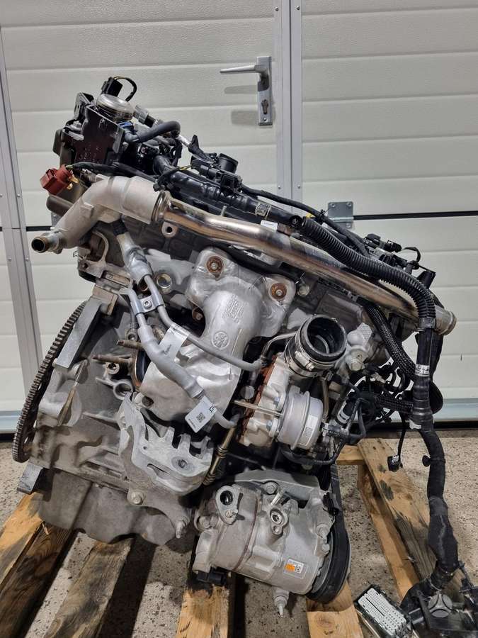 Ford Mustang, VIN8=H, двигатель