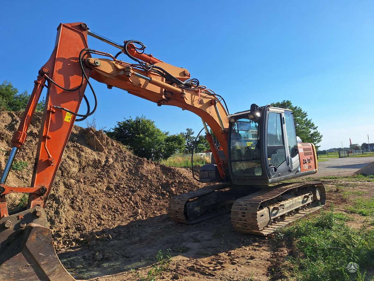 Hitachi ZX130LCN-3, excavator