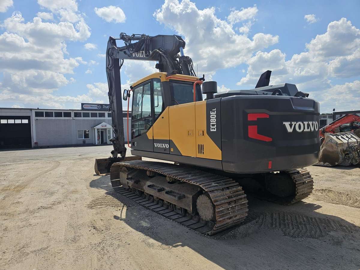 Volvo EC180EL, ekskavatoriai