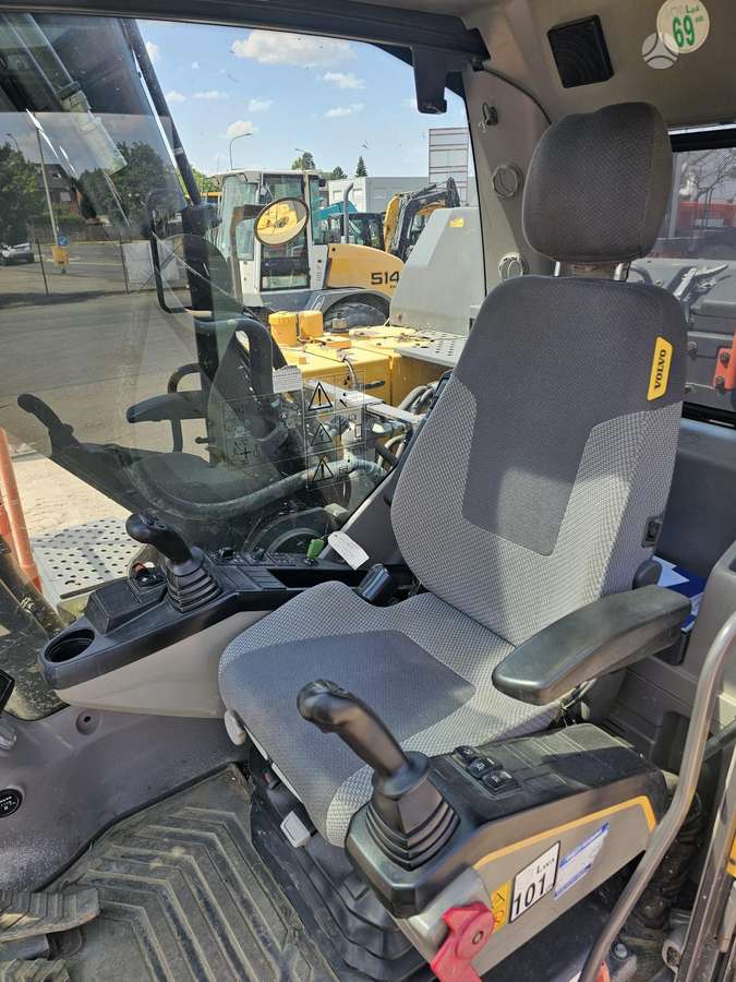 Volvo EC180EL, ekskavatoriai