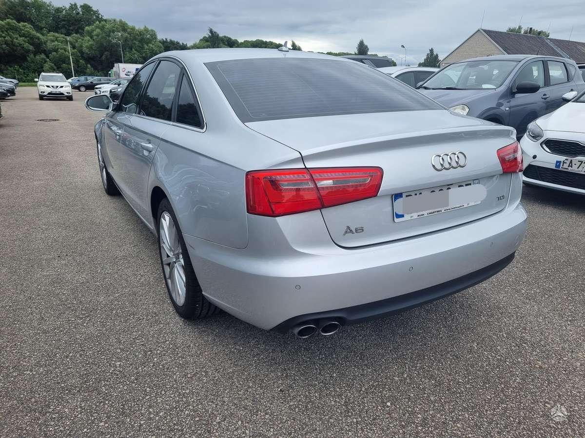 Audi A6, 2.0 l., Седан