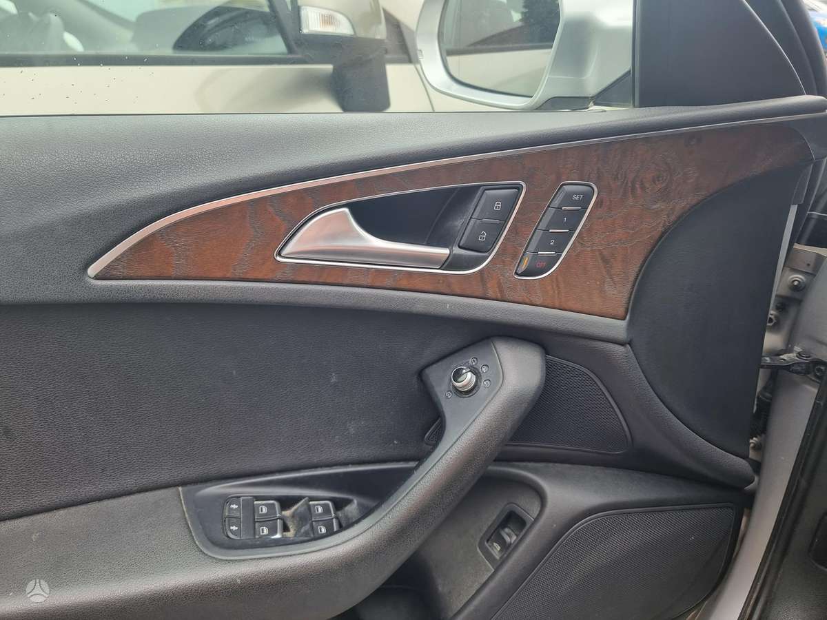 Audi A6, 2.0 l., Седан