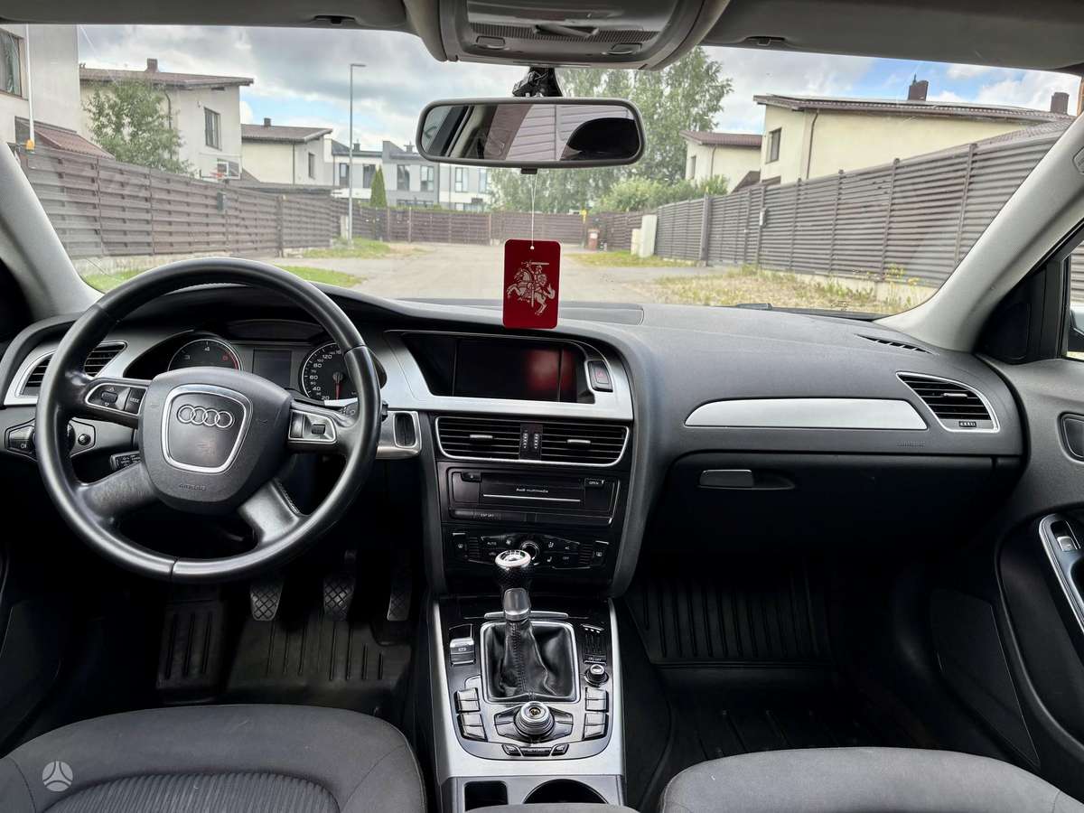 Audi A4, 2.0 l., Универсал