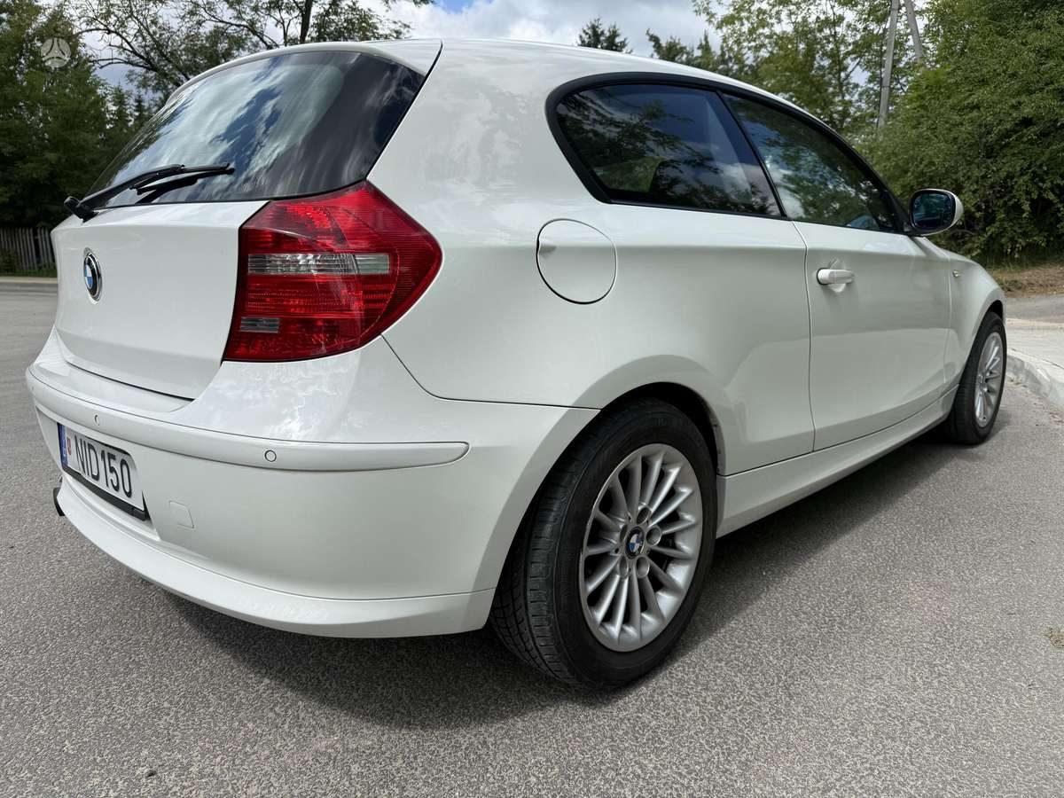 BMW 118, 2.0 l., Хэтчбек