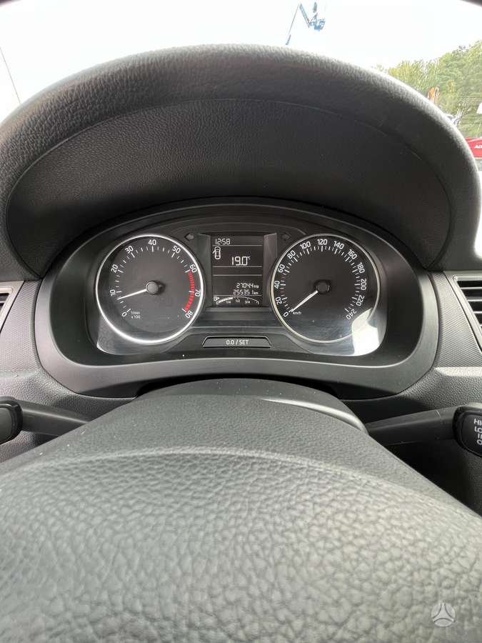 Skoda Rapid, 1.2 l., hatchback