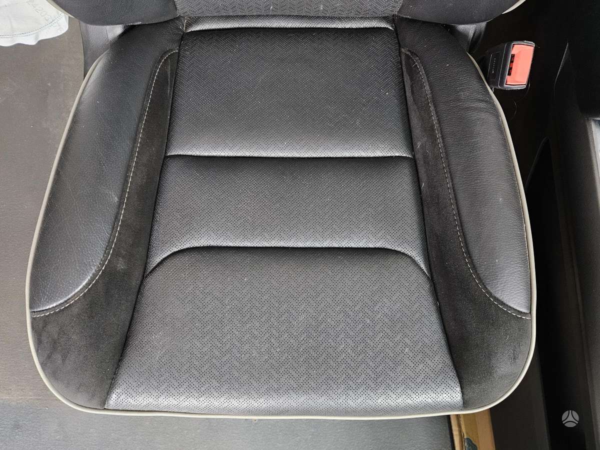 Dodge Ram сиденья