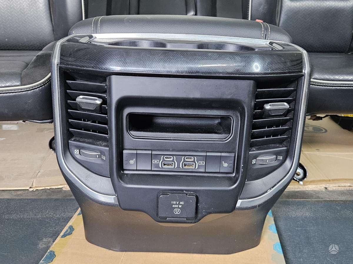 Dodge Ram сиденья
