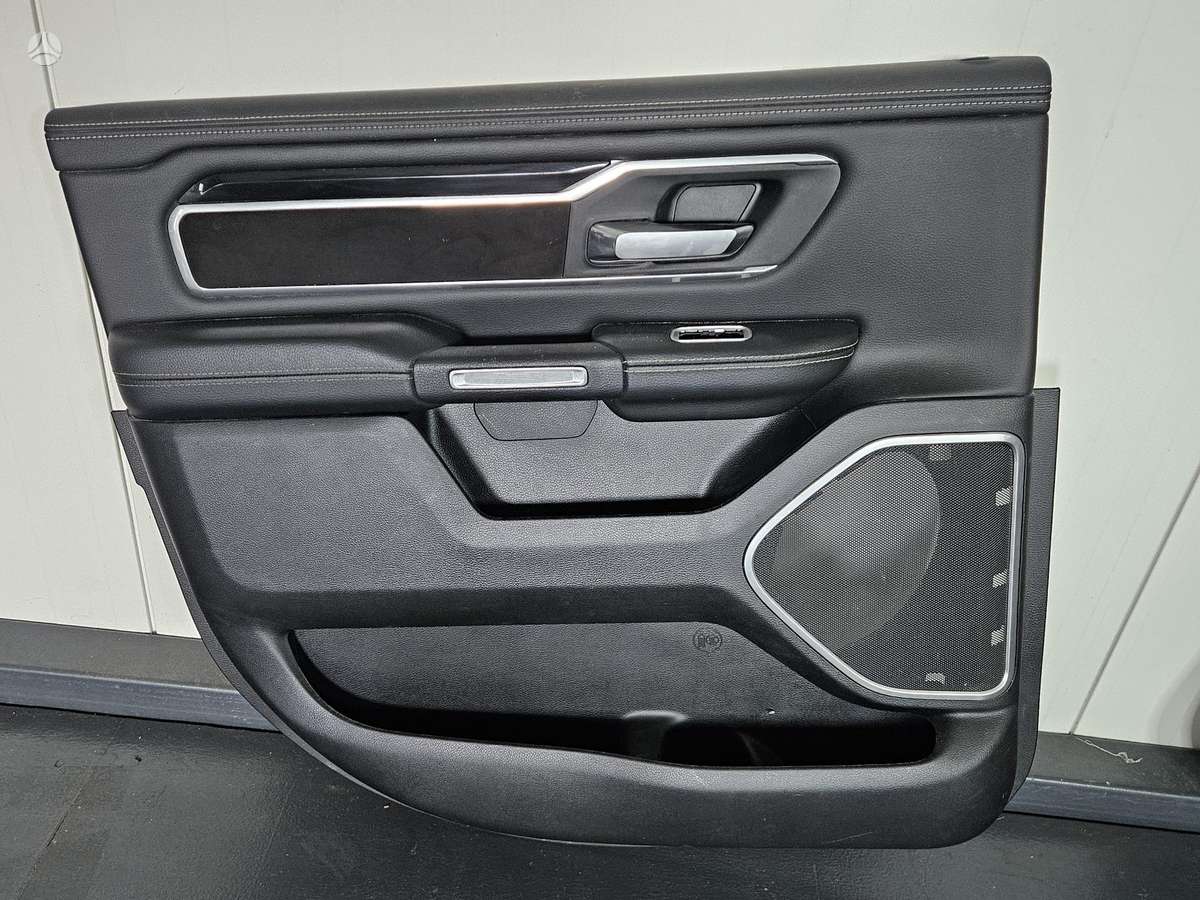 Dodge Ram sėdynės