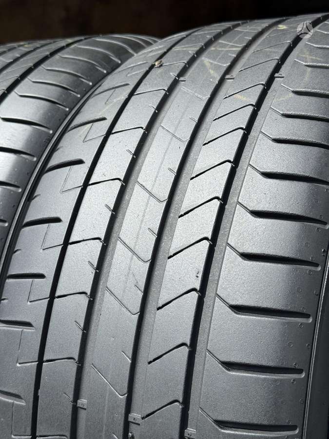 Pirelli P ZERO, summer 275/40 R20