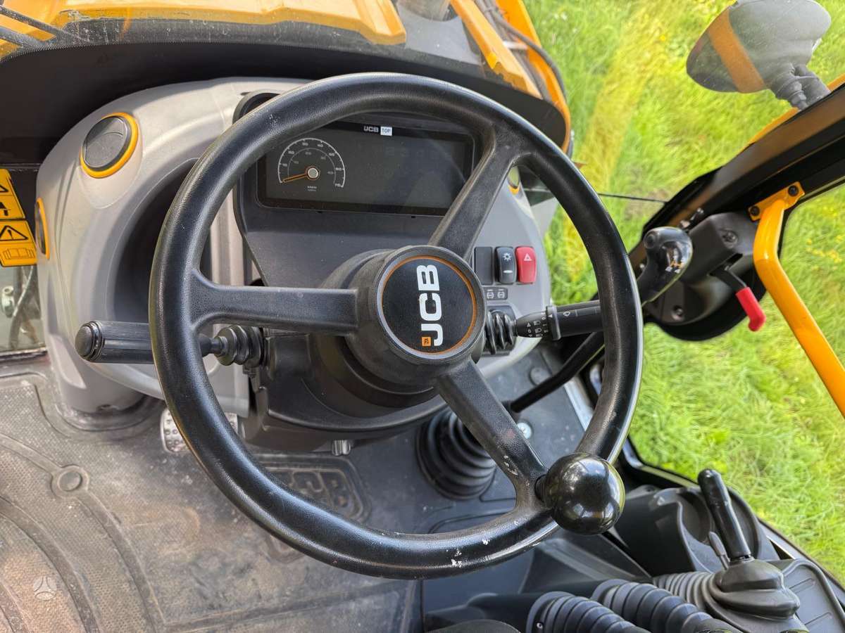 JCB 3CX, excavator loader