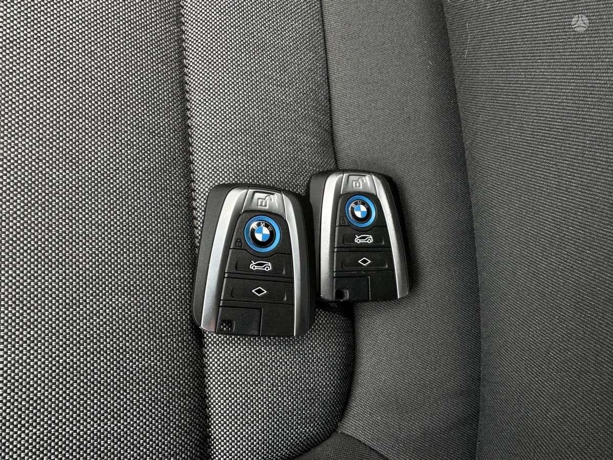 BMW i3, 42 kWh, hatchback