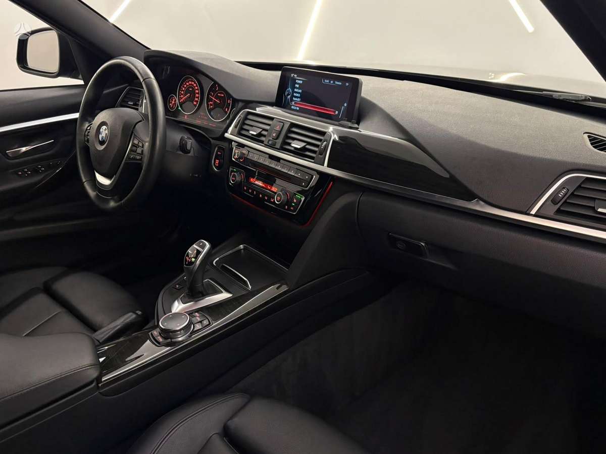 BMW 330, 3.0 l., Универсал