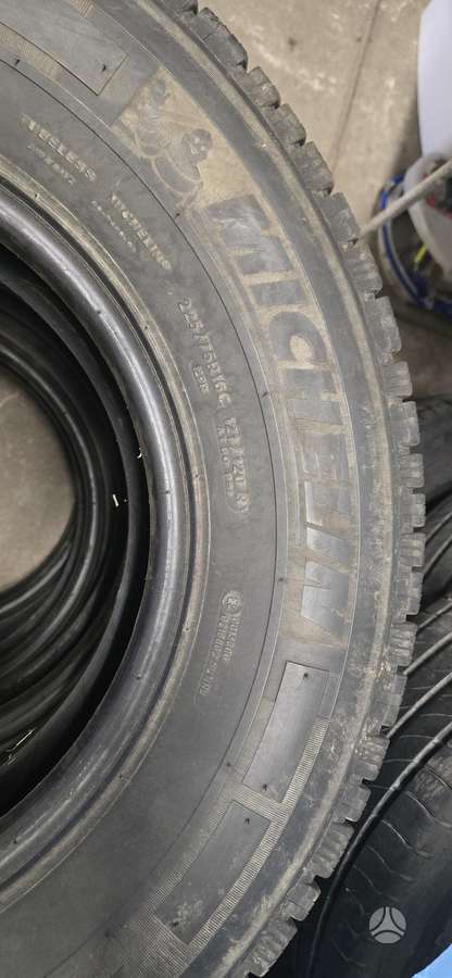 Michelin, universalios 225/75 R16
