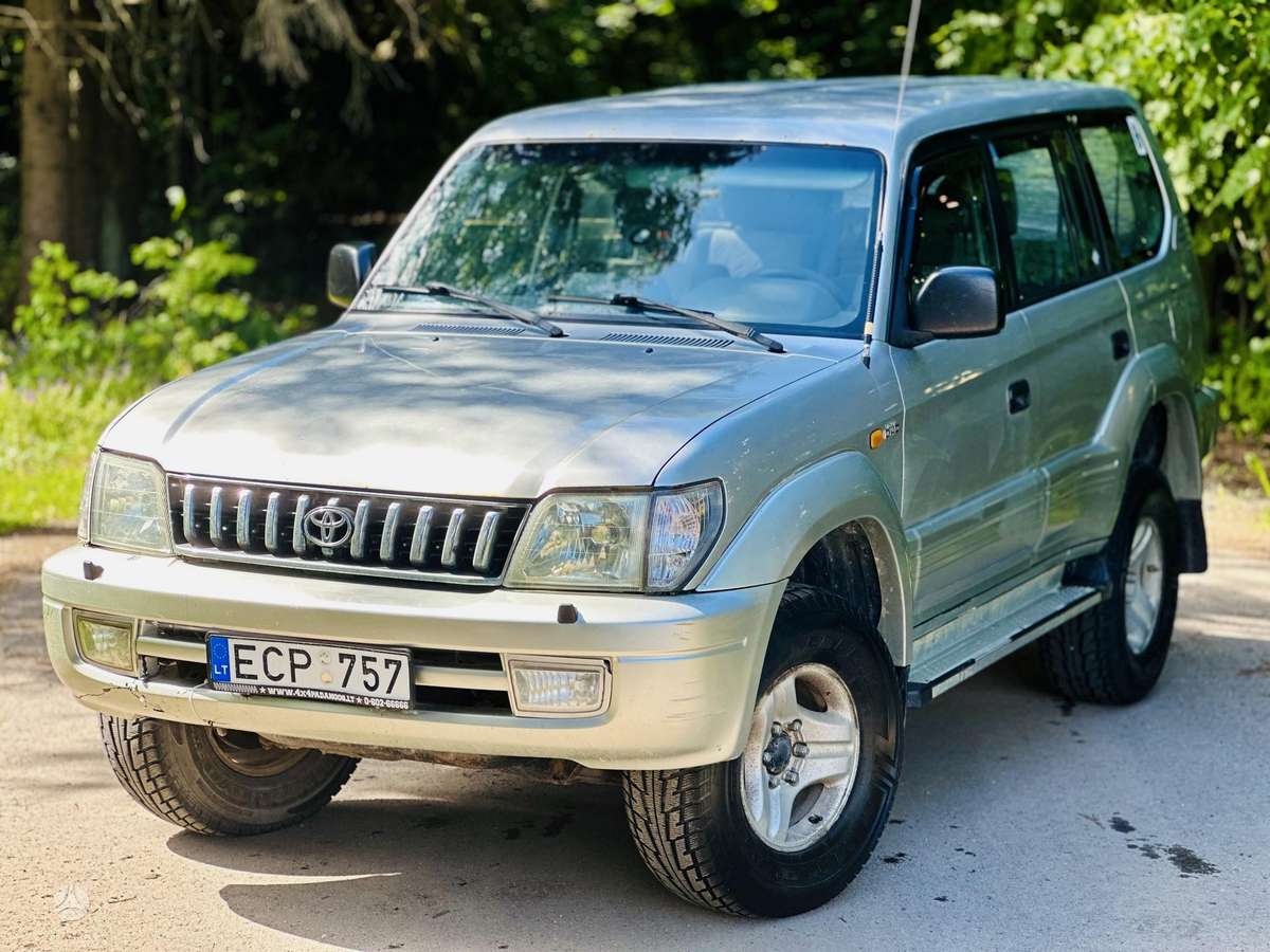 Toyota Land Cruiser - 3