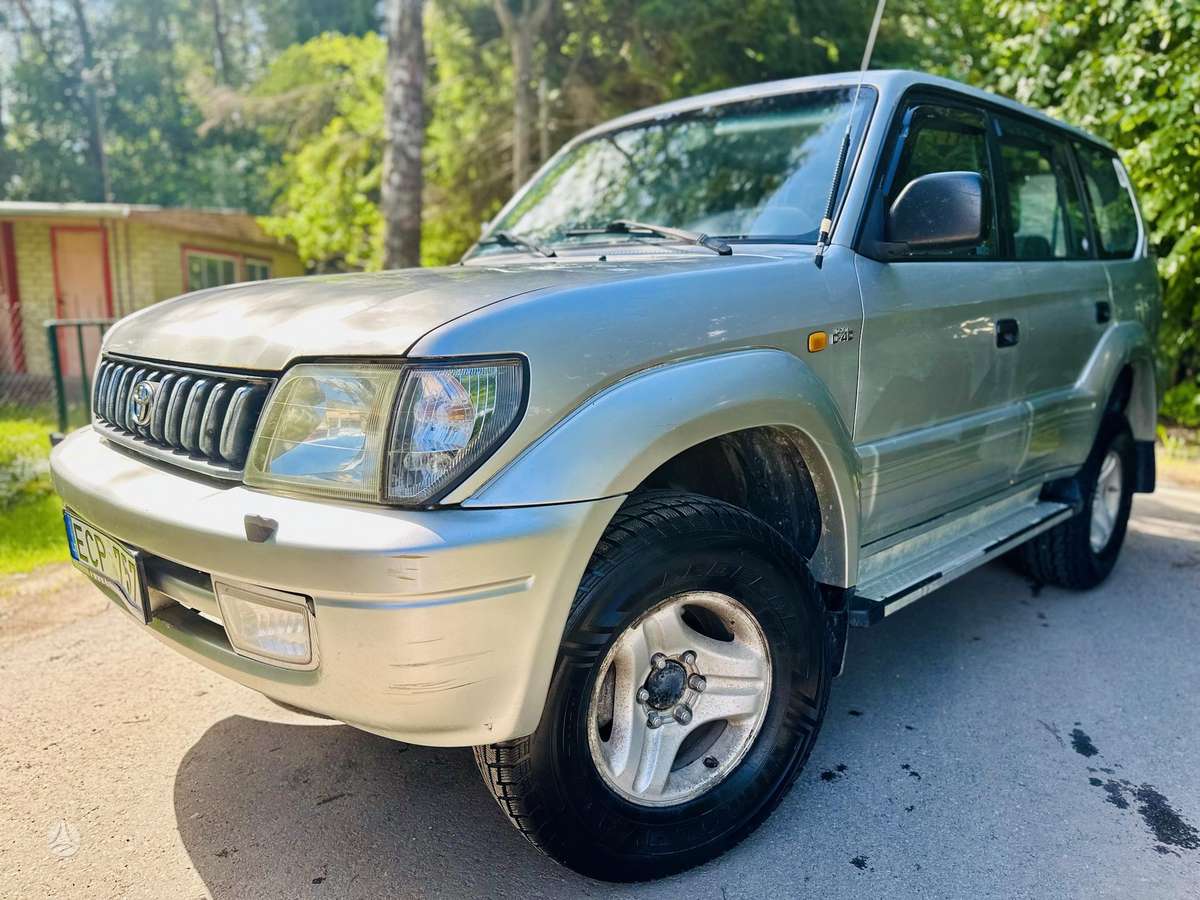 Toyota Land Cruiser - 8