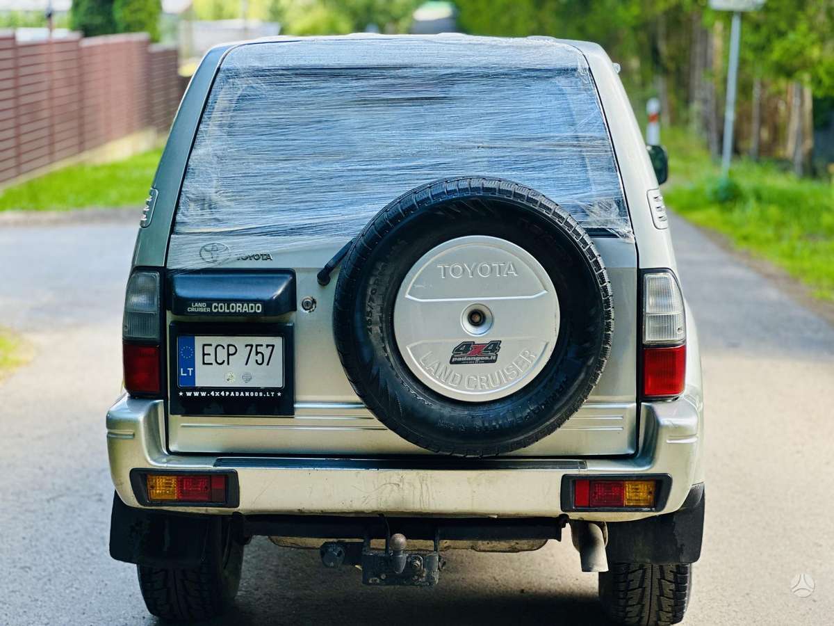 Toyota Land Cruiser - 9