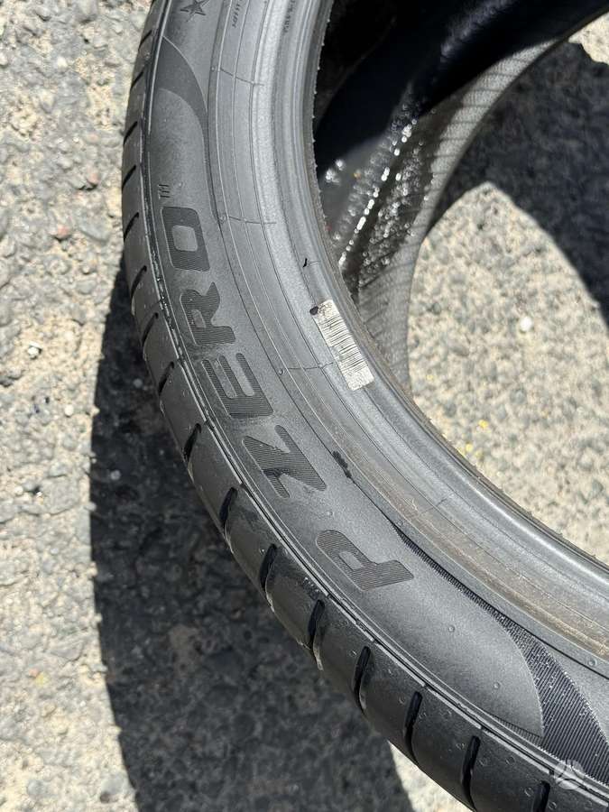 Pirelli P ZERO, summer 275/35 R20