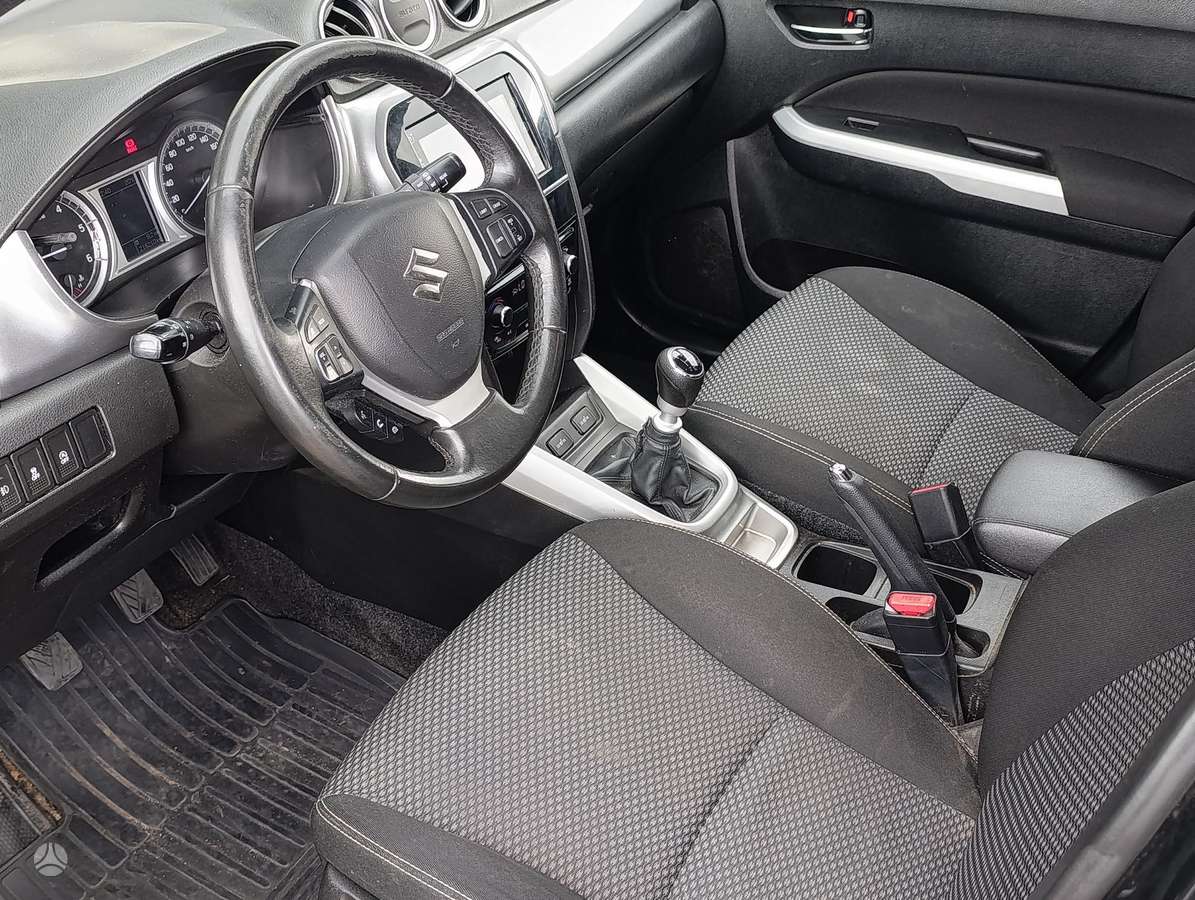 Suzuki Vitara - 7