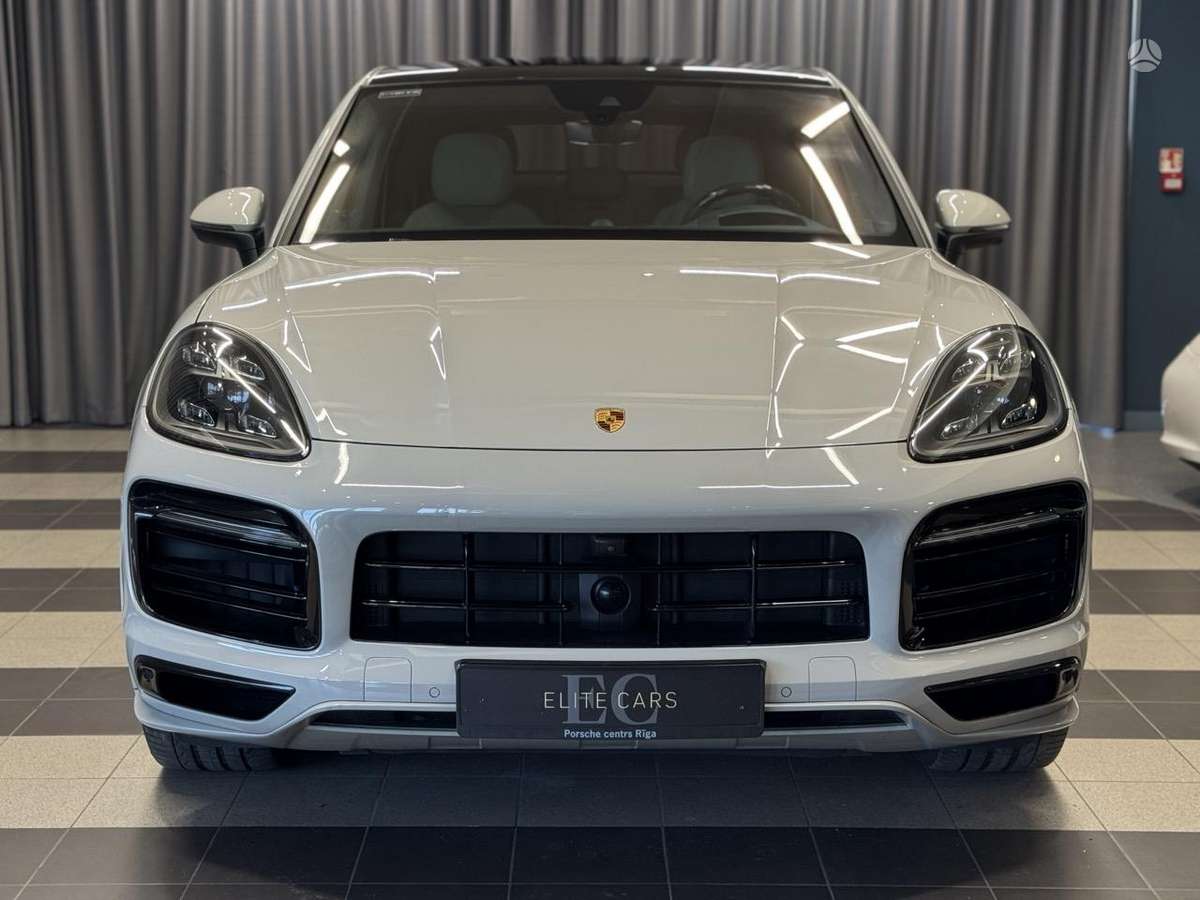 Porsche Cayenne Coupe - 2