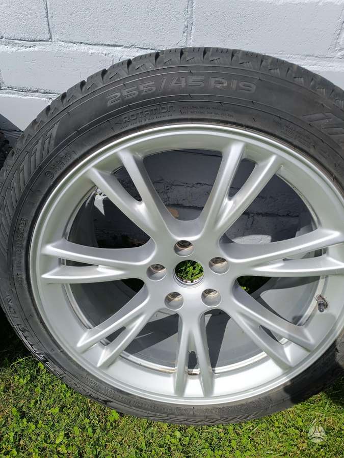 TESLA Y, lengvojo lydinio, R19