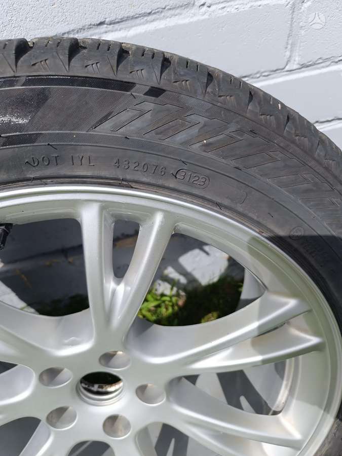 TESLA Y, lengvojo lydinio, R19