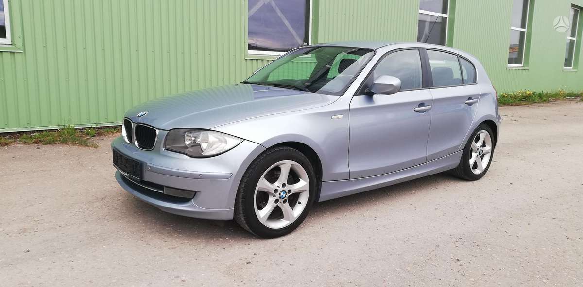 BMW 118, 2.0 l., hatchback