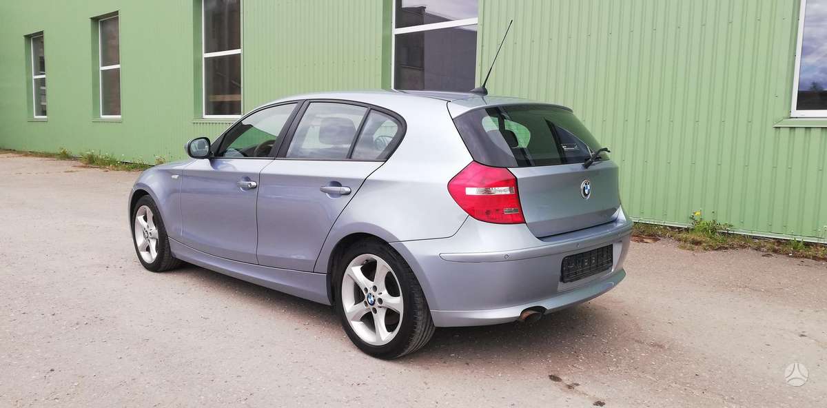 BMW 118, 2.0 l., hatchback
