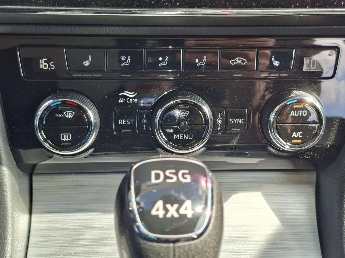 Skoda Superb, 2.0 l., Универсал