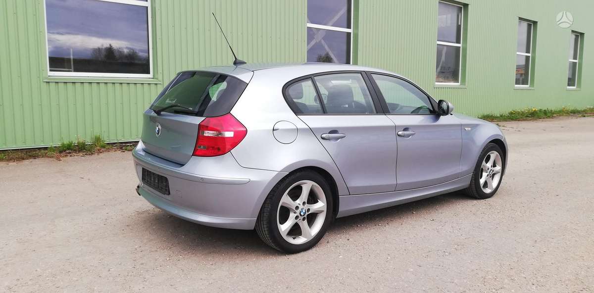BMW 118, 2.0 l., hatchback