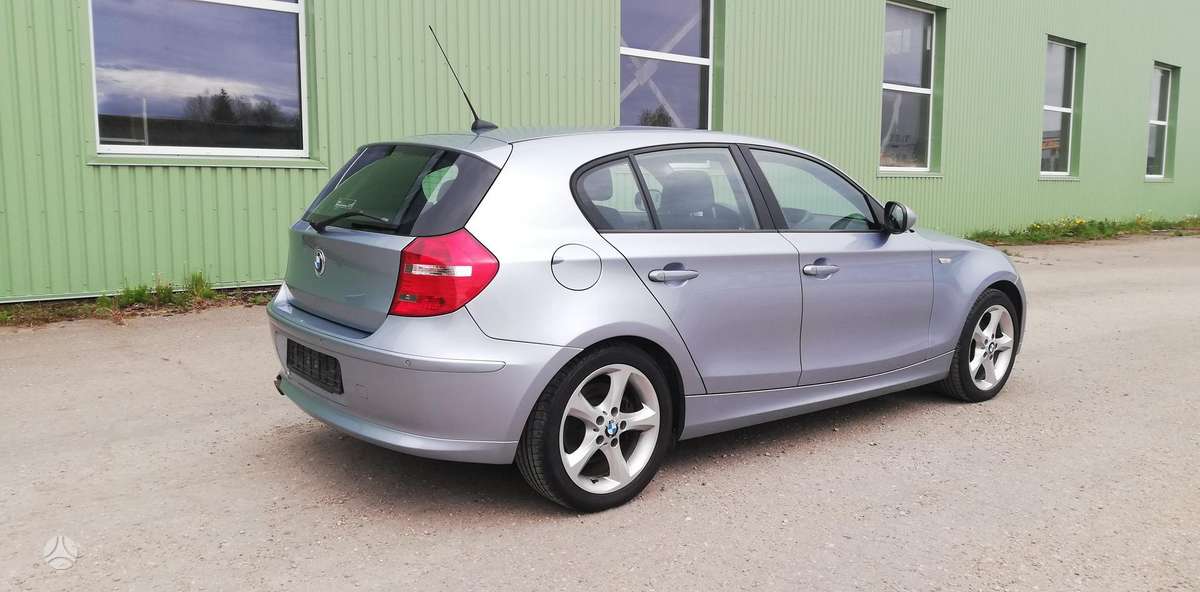BMW 118, 2.0 l., Хэтчбек