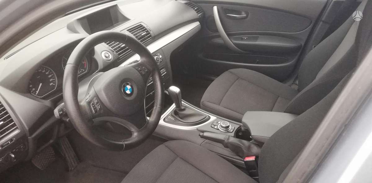 BMW 118, 2.0 l., hatchback