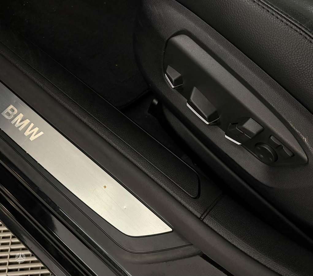 BMW 730, 3.0 l., Седан