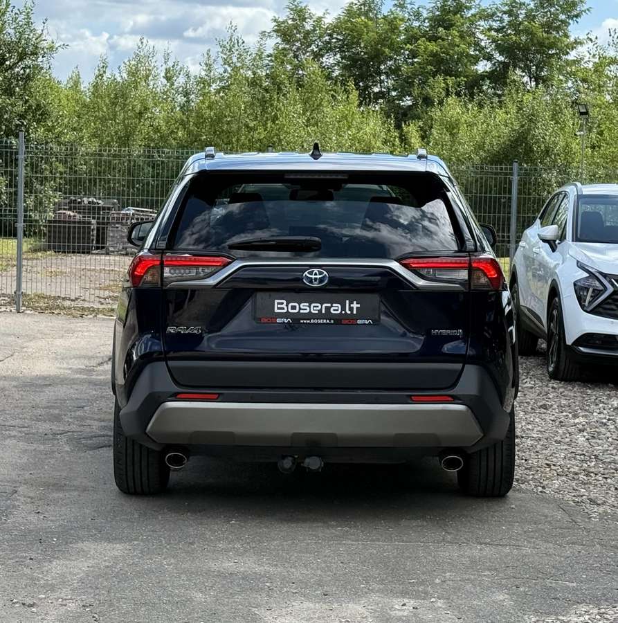Toyota RAV4 - 6