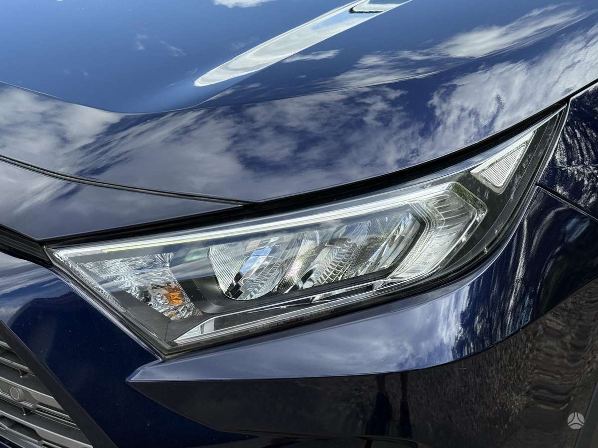 Toyota RAV4 - 9