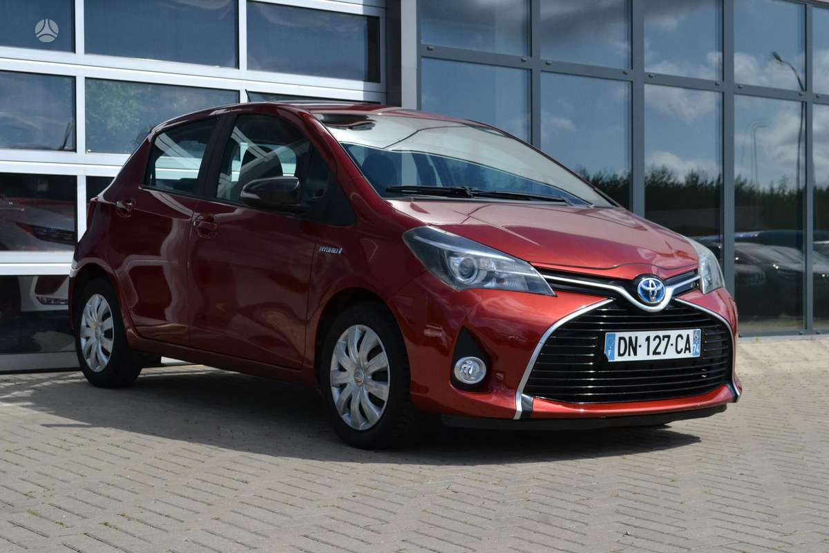 Toyota Yaris - 5