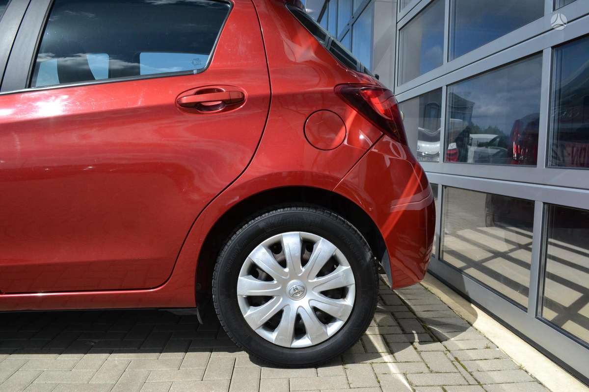 Toyota Yaris - 9