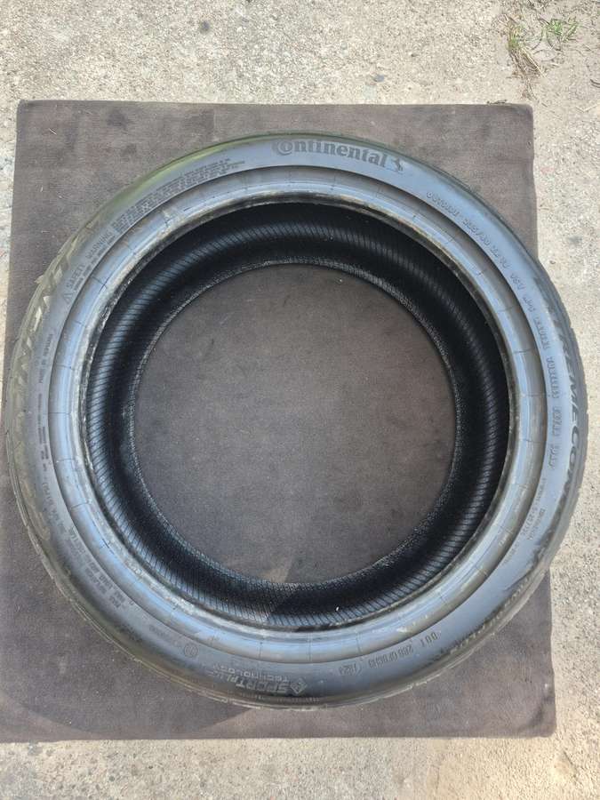 Continental ExtremeContact DWS06 Plus, summer 235/40 R18