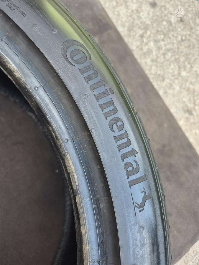 Continental ExtremeContact DWS06 Plus, летние 235/40 R18