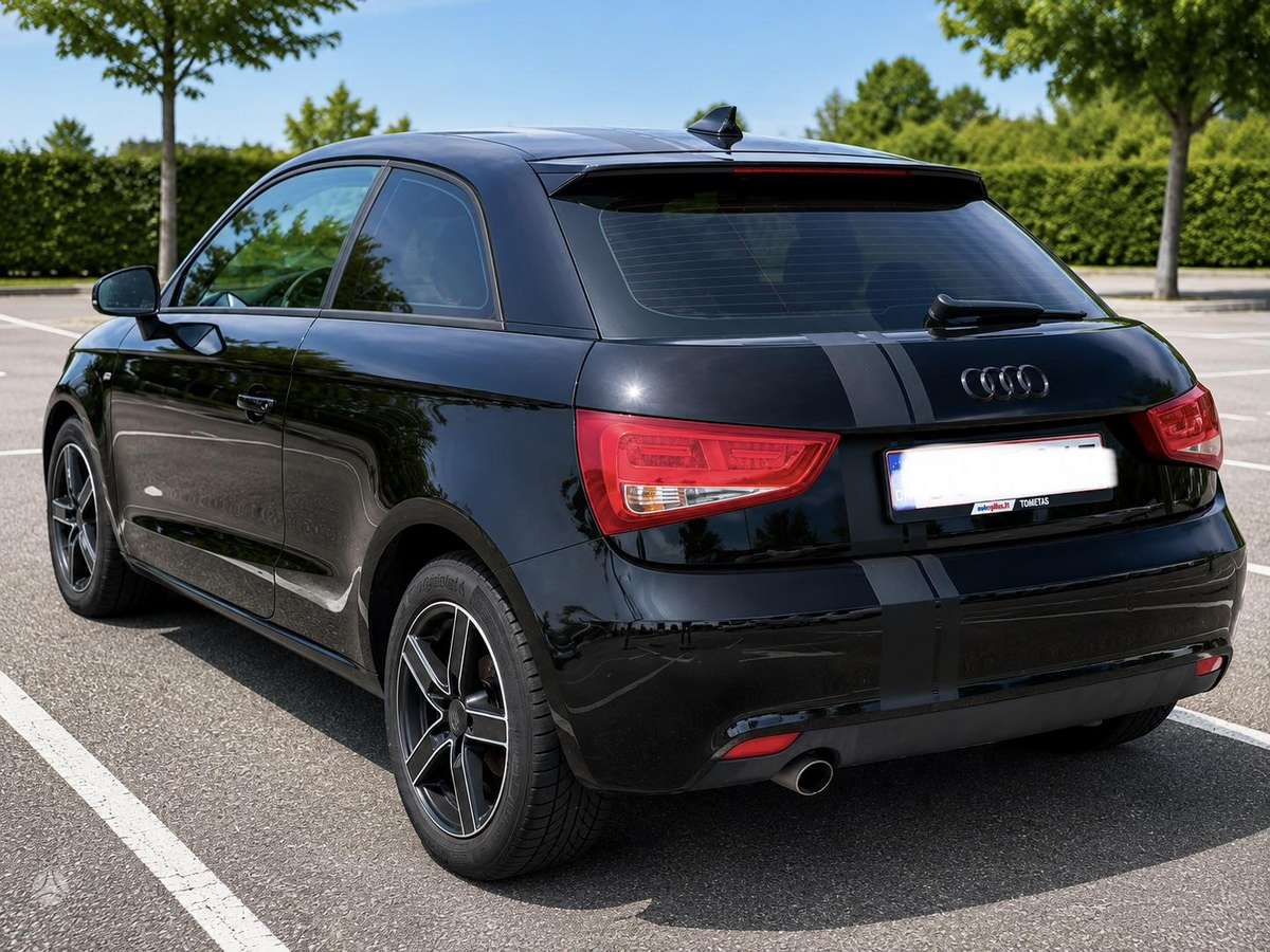 Audi A1, 1.6 l., coupe