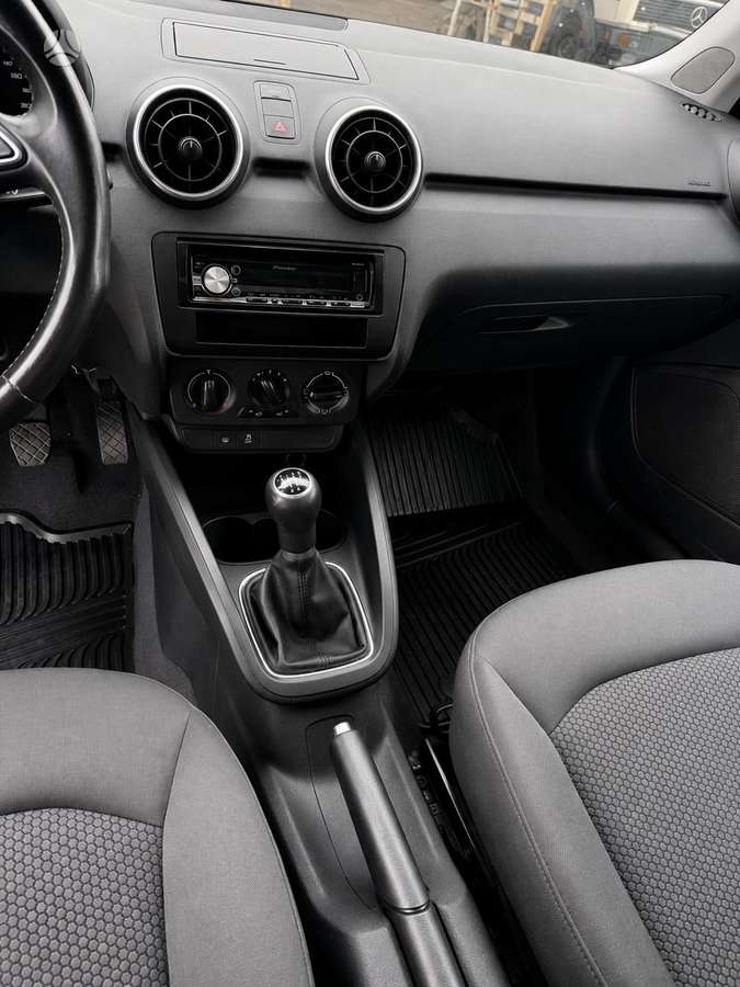 Audi A1, 1.6 l., coupe