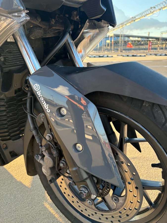 Yamaha XMAX 125, мотороллеры / мопеды