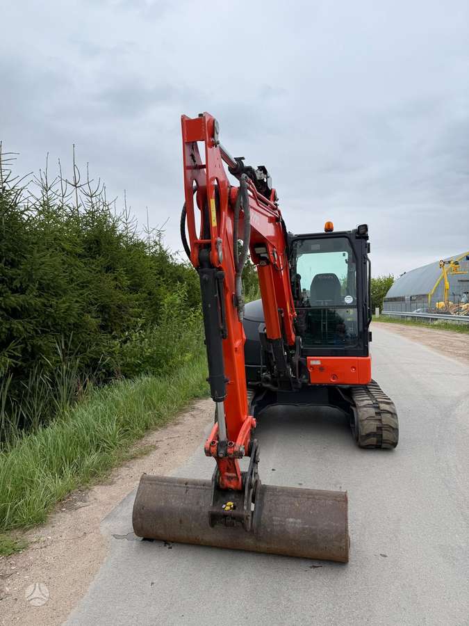 Kubota U56-5, mini ekskavatoriai