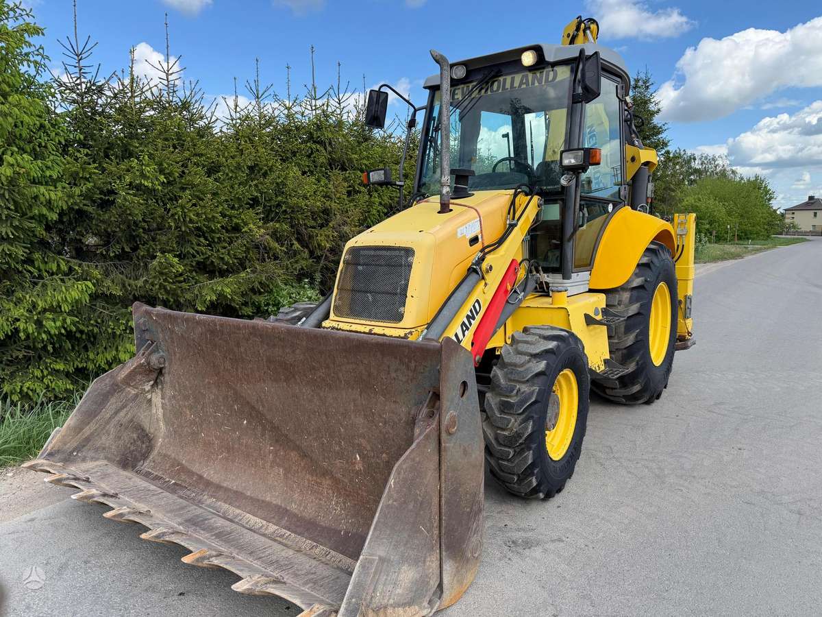 New Holland LB110B-4PT, excavator loader